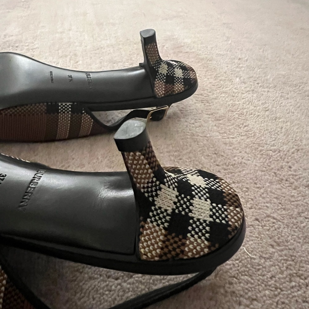 Burberry sling-backs